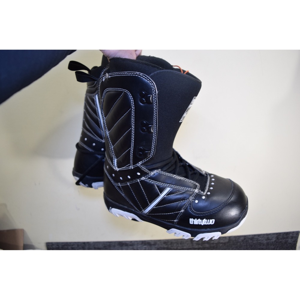 2013 ThirtyTwo PRION Snowboard Boots Womens 9.5 Black White Lace Up